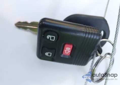 2011 Ford F-150 Xl из США, поврежденный, VIN 1FTFX1EF7BFC66639